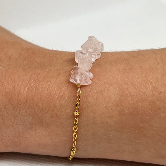 Bracelet chaîne dorée & perles semi-précieuses quartz rose "Louna"