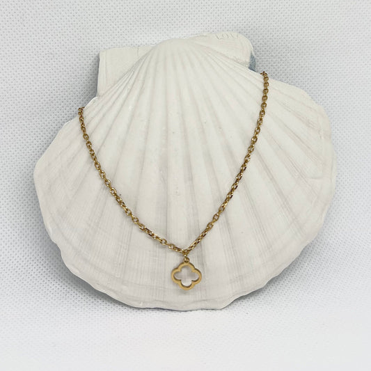 Collier "Chance" chaîne dorée, pendentif trèfle en acier inoxydable