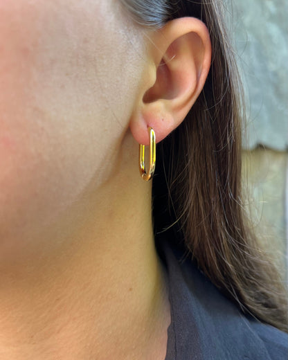 Boucles d'oreilles créoles dorée "Victoire" en acier inoxydable
