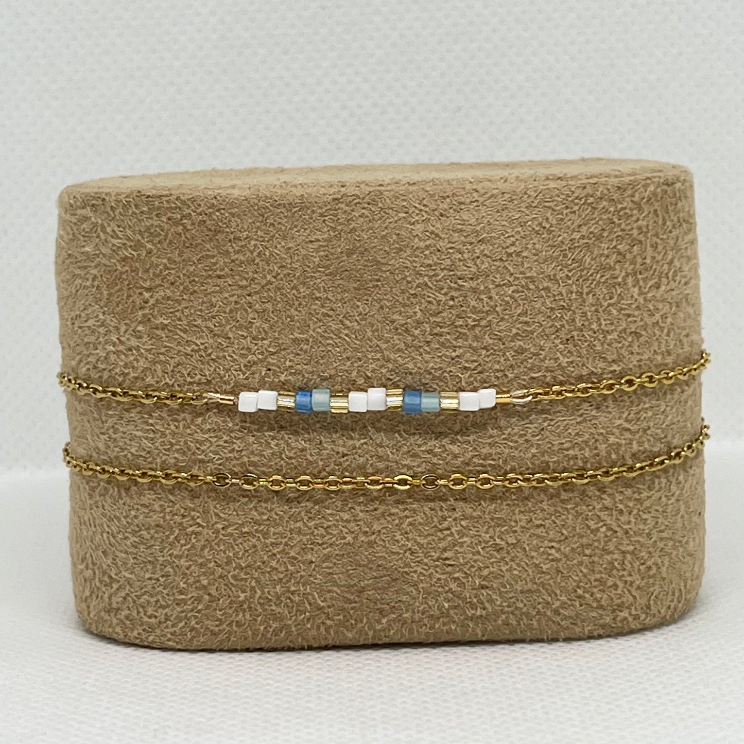 Bracelet "Mia" - Chaîne dorée double & perles de verre