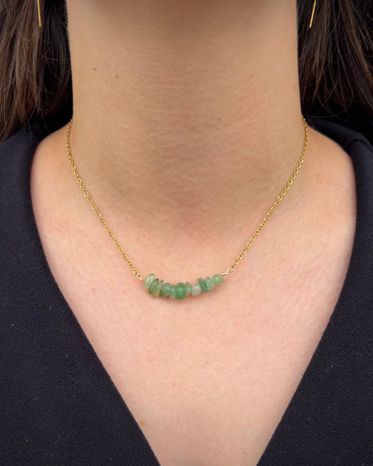 Collier chaîne dorée & perles semi-précieuses chips aventurine vert "Jasmine"