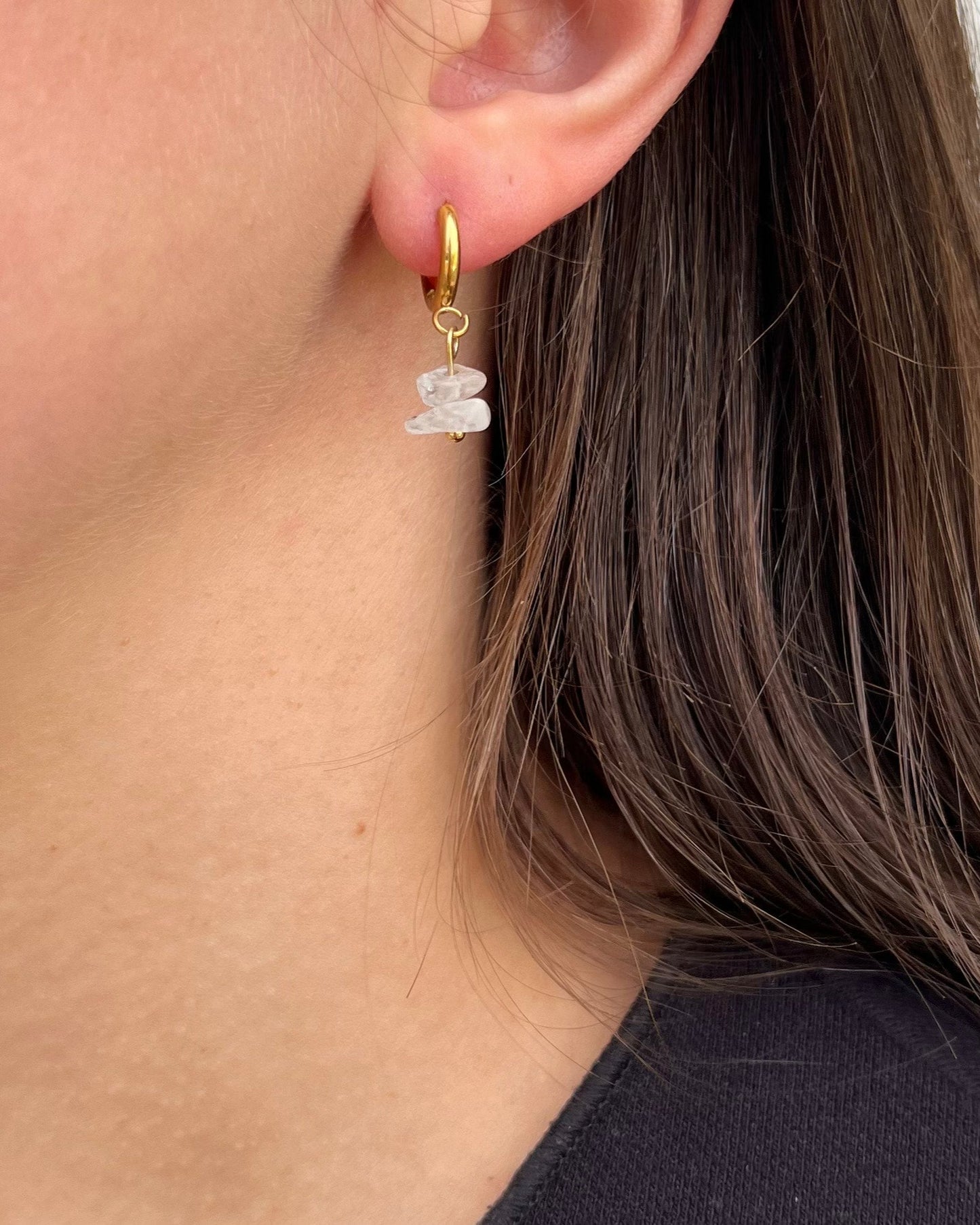 Boucles d'oreilles créoles & perles semi-précieuses quartz Crystal "Apolline"
