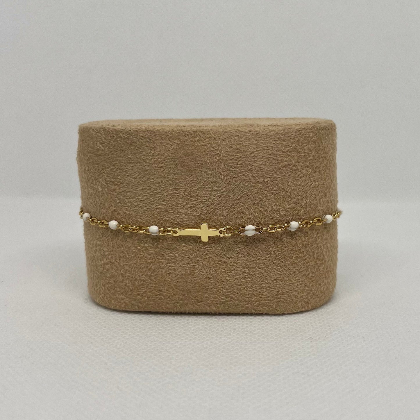 Bracelet Croix "Gabrielle" chaîne dorée & perles en acier inoxydable