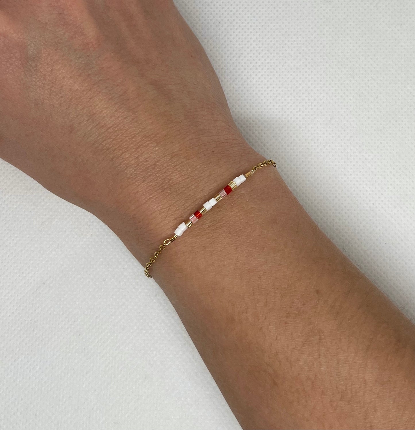 Bracelet "Clarisse"- Chaîne dorée & perles de verre