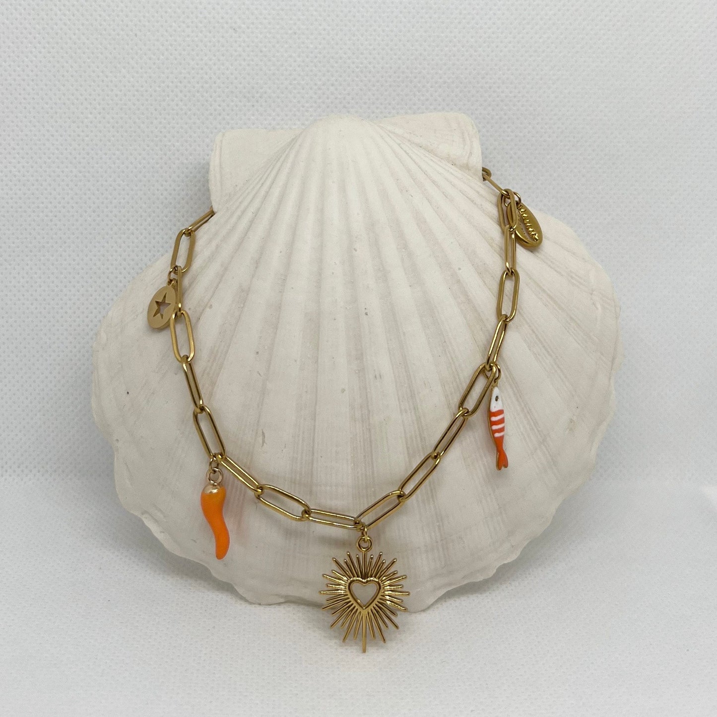 Collier "Alissia" breloques charms, chaîne maille dorée en acier inoxydable