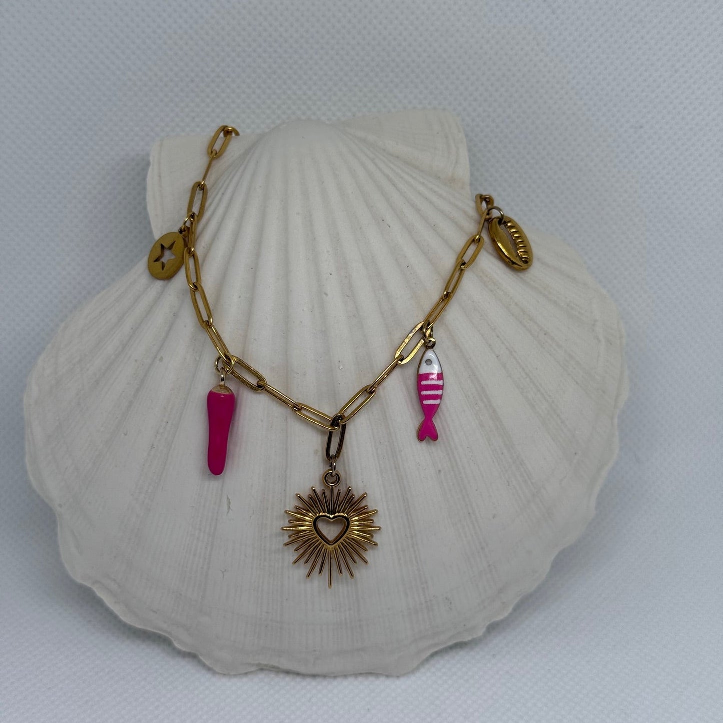 Collier "Rose" breloques charms, chaîne petite maille dorée en acier inoxydable